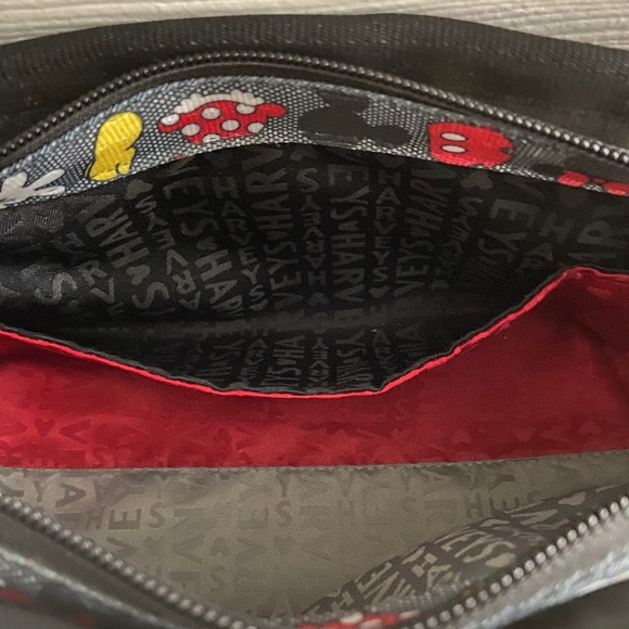 Harvey’s for Disney Couture Love You To Pieces Seatbelt Purse - Picture 5 of 8